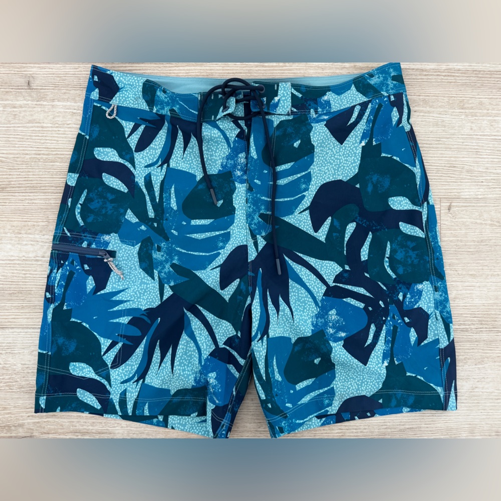 Men's Blue Patterned Swim Shorts World wide sportsman nwt size 34